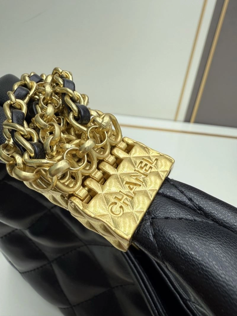 Timeless Chanel Hobo Bags 84413
