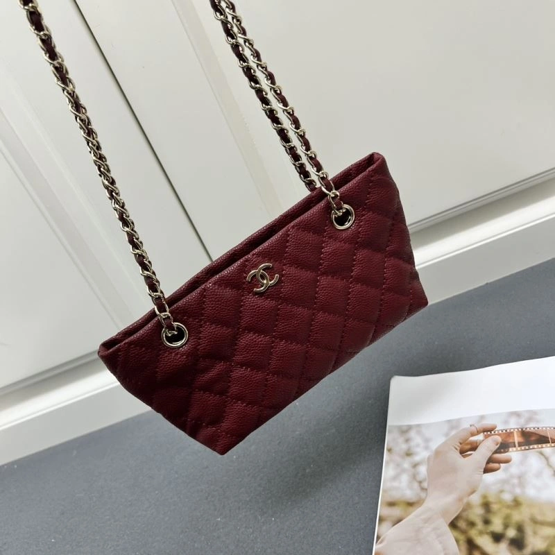Chanel Hobo Bags FreshLook 84404