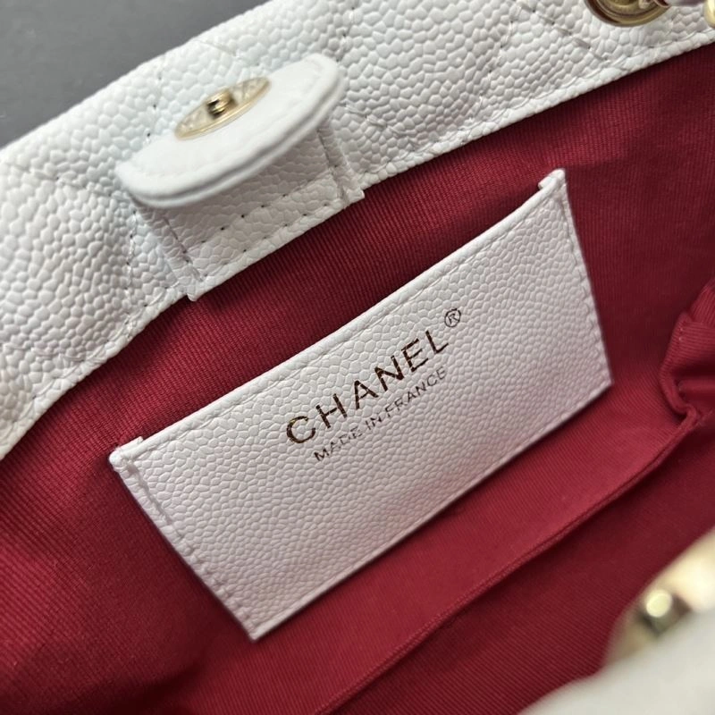 Chanel Hobo Bags Resilient 84403