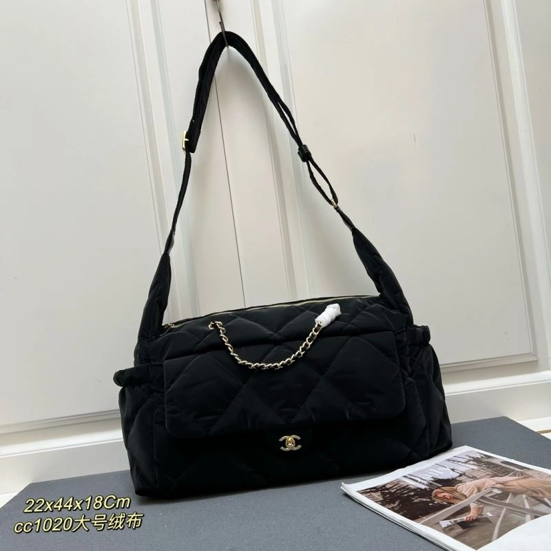 EyeCatching Chanel Hobo Bags 84402