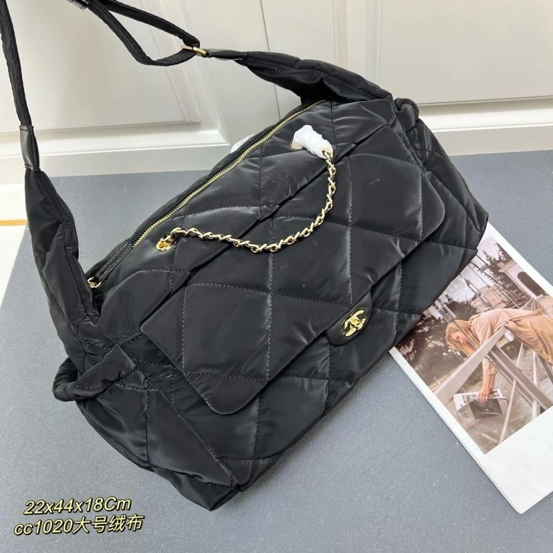 EyeCatching Chanel Hobo Bags 84402