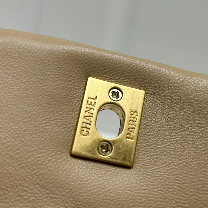 Chanel Hobo Bags Sleek 84437