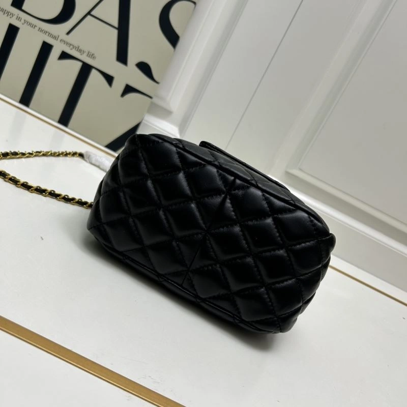 RelaxedFit Chanel Hobo Bags 84394