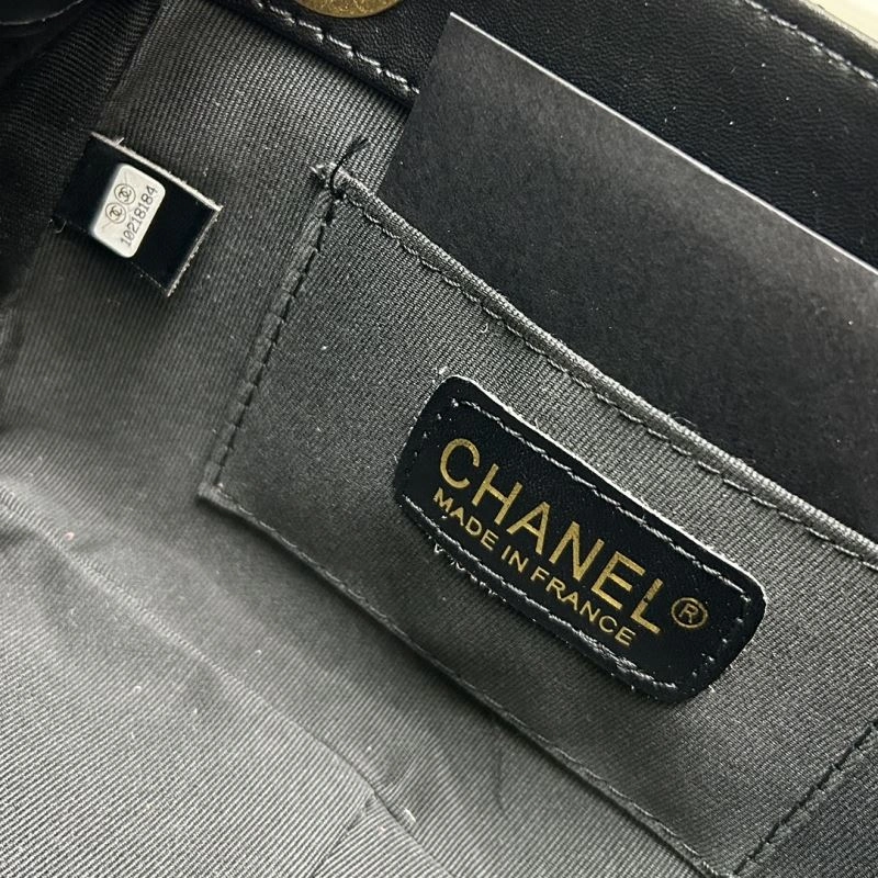 RelaxedFit Chanel Hobo Bags 84394