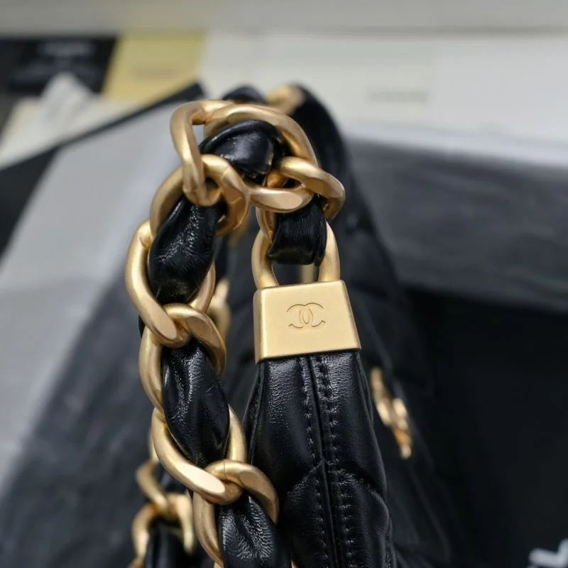 Chanel Hobo Bags Sophisticated 54055
