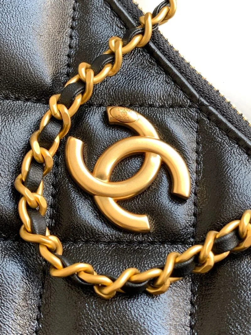 Sustainable Chanel Hobo Bags 53917