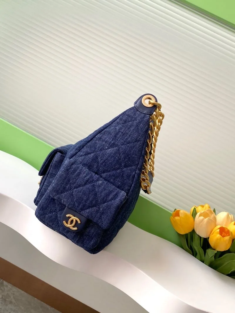 Chanel Hobo Bags TechFriendly 53916
