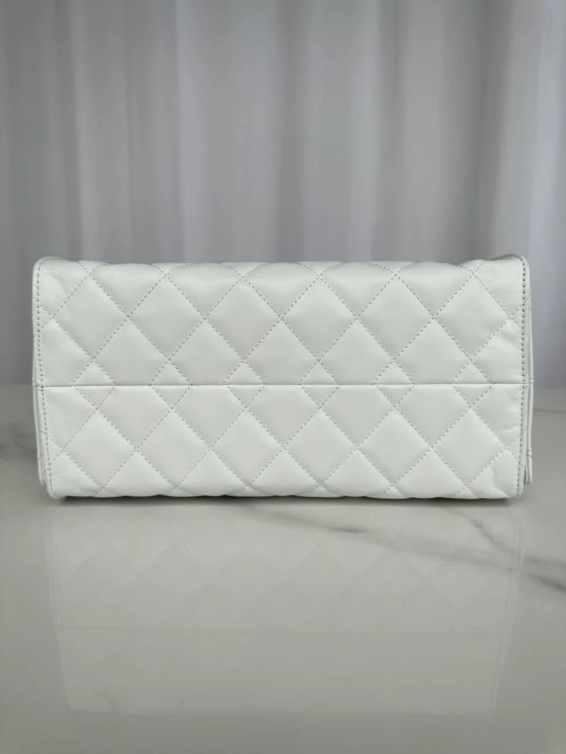 Trendy Chanel Hobo Bags 53210