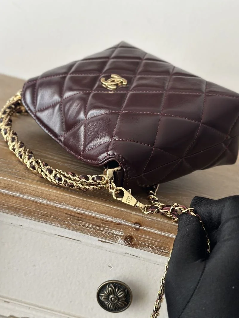 Trendsetting Chanel Hobo Bags 53232