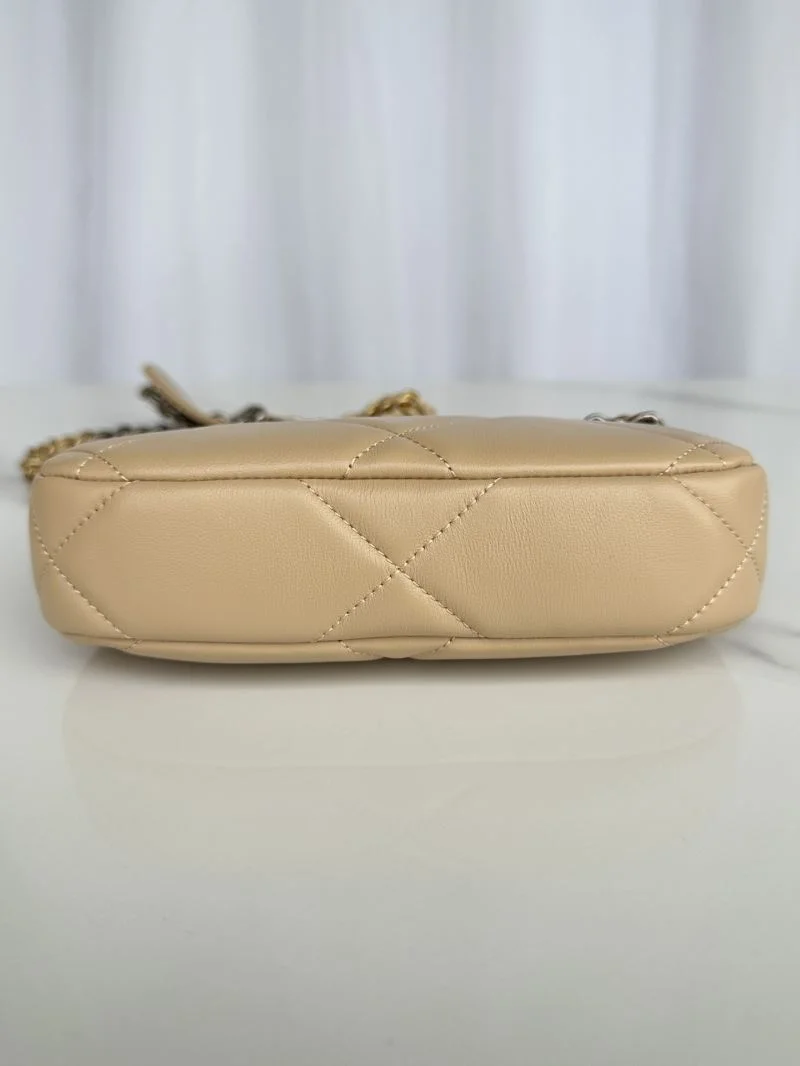 Chanel Hobo Bags FastDry 53219