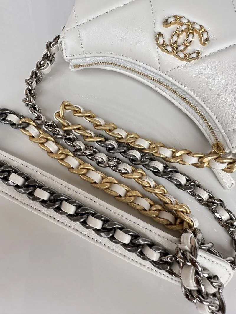 Chanel Hobo Bags Sleek 53178