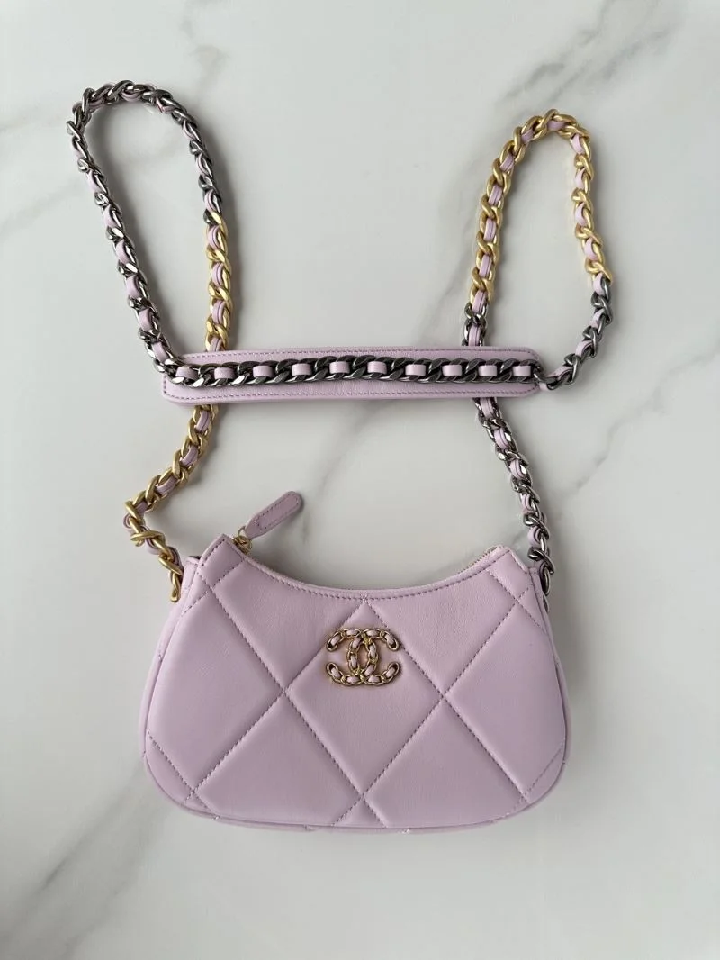 UrbanChic Chanel Hobo Bags 53176
