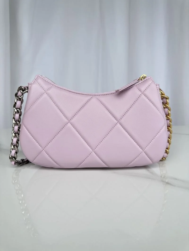 Comfortable Chanel Hobo Bags 53177