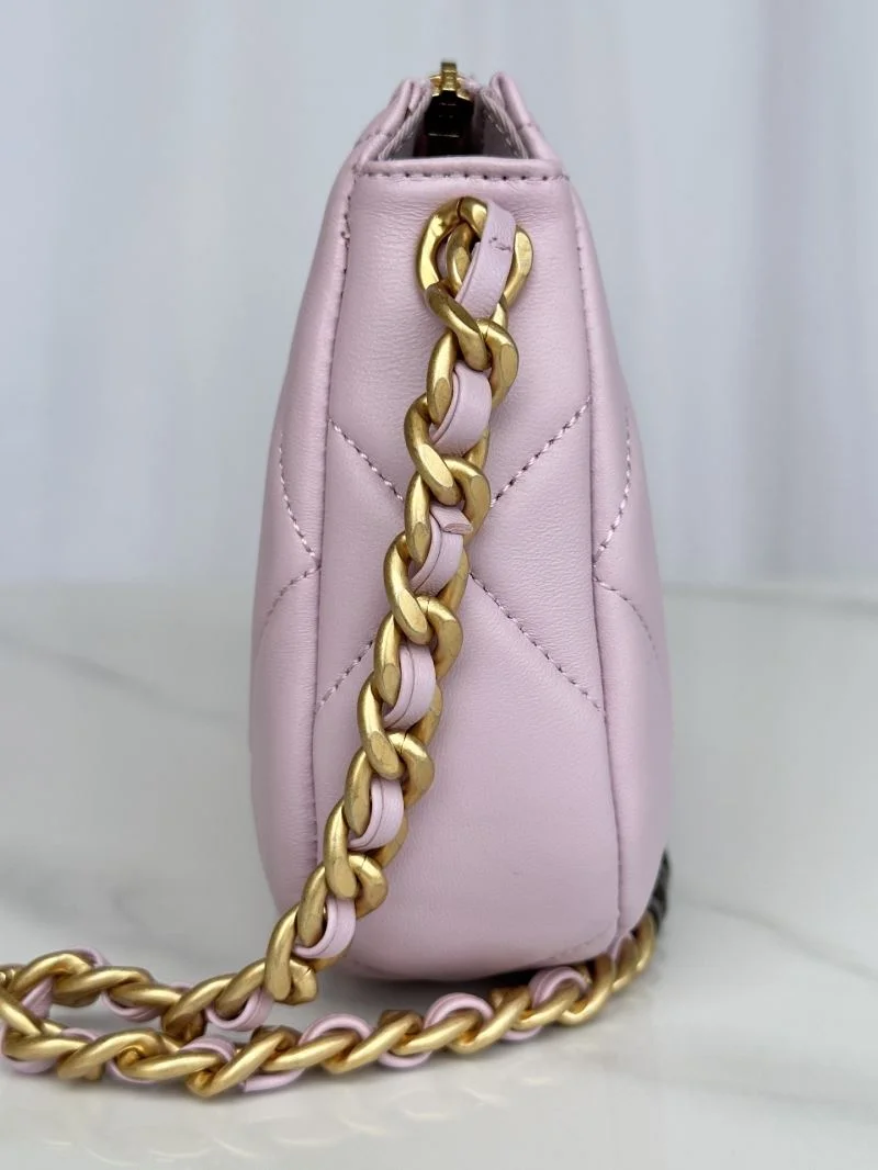 Comfortable Chanel Hobo Bags 53177