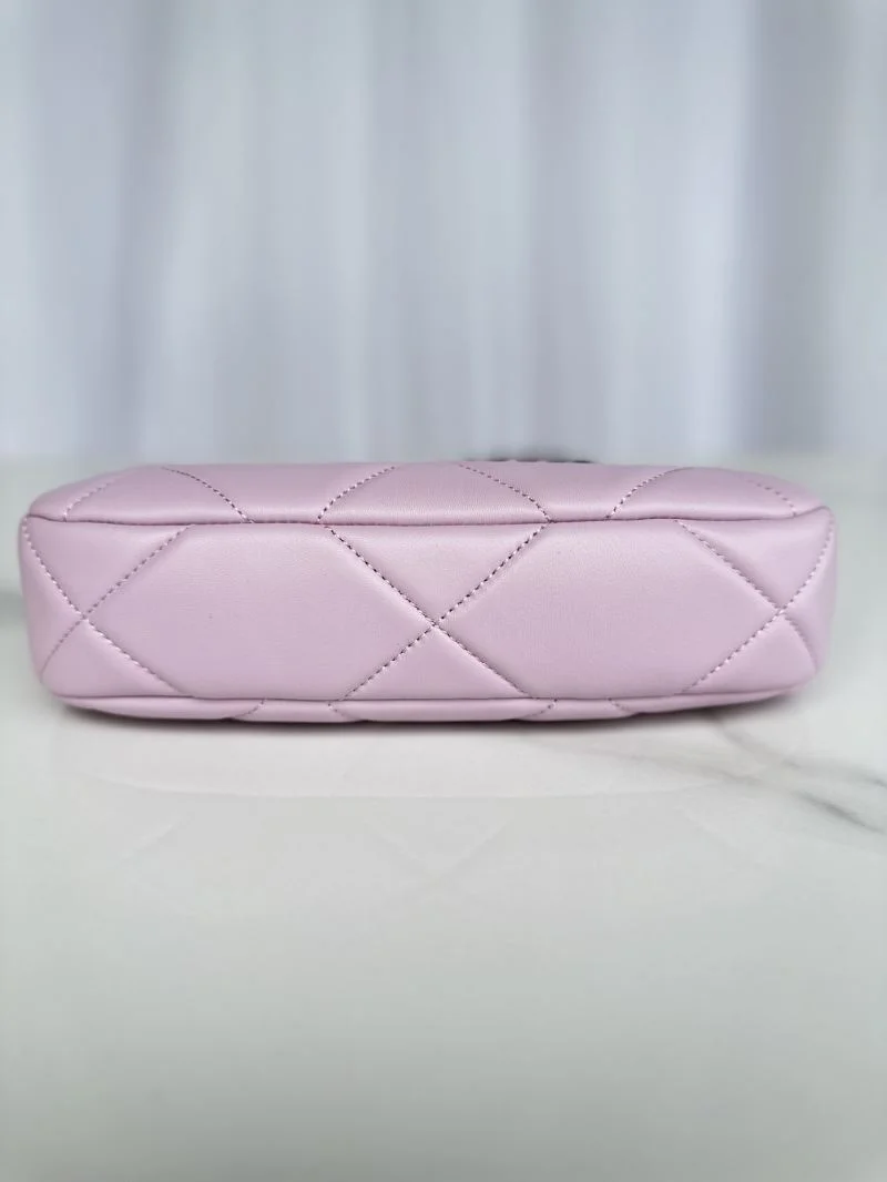 Comfortable Chanel Hobo Bags 53177