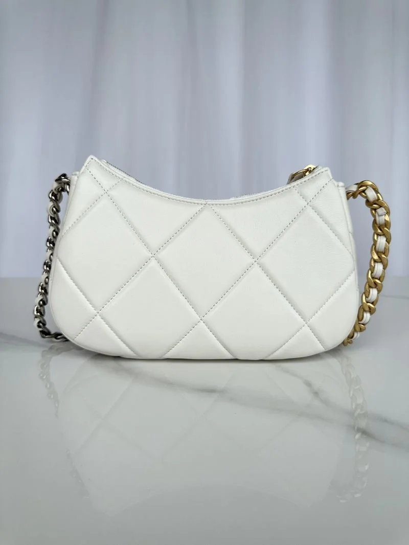 Lightweight Chanel Hobo Bags 53185