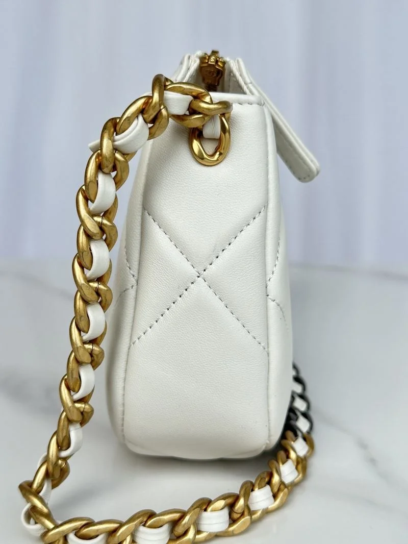 Lightweight Chanel Hobo Bags 53185