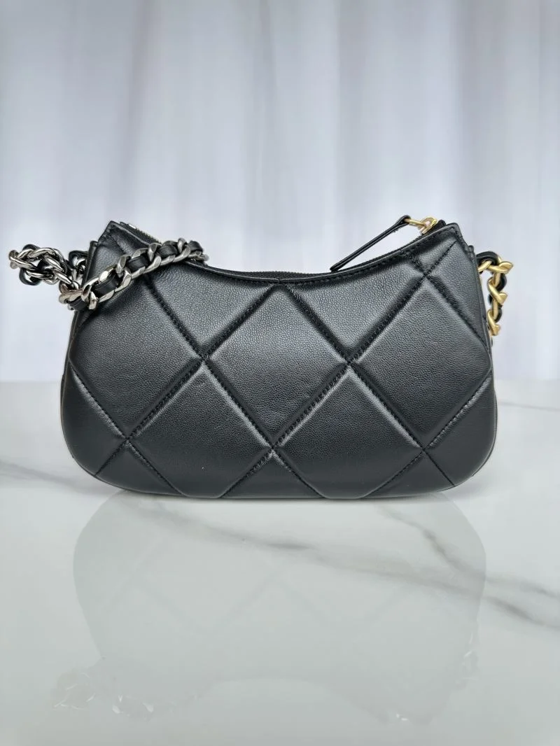 Chanel Hobo Bags Unisex 53225