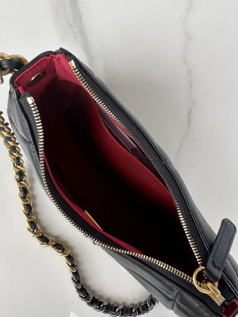Chanel Hobo Bags Unisex 53225
