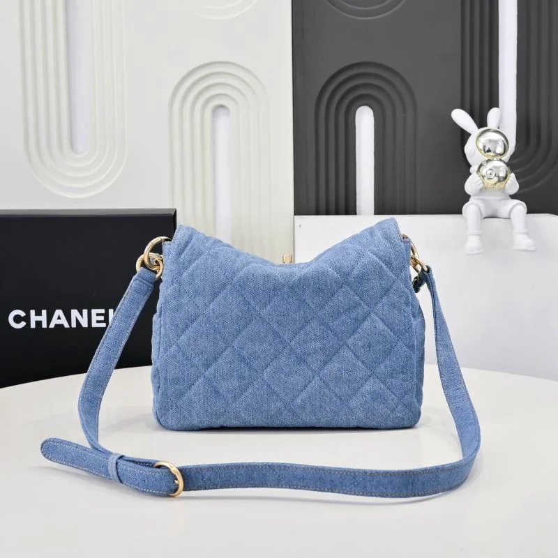 Unisex Chanel Hobo Bags 53183