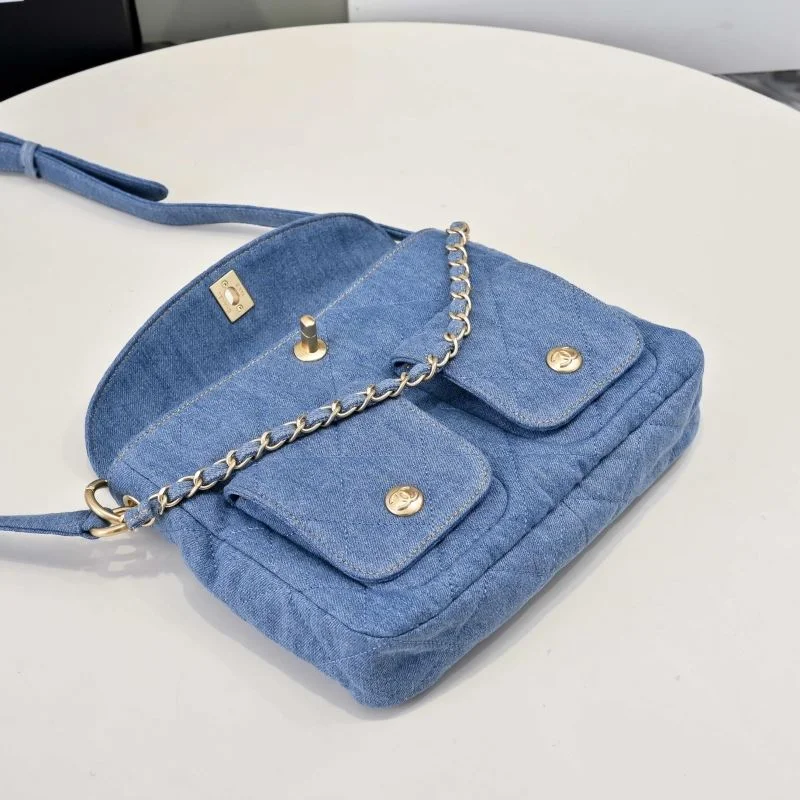 Unisex Chanel Hobo Bags 53183
