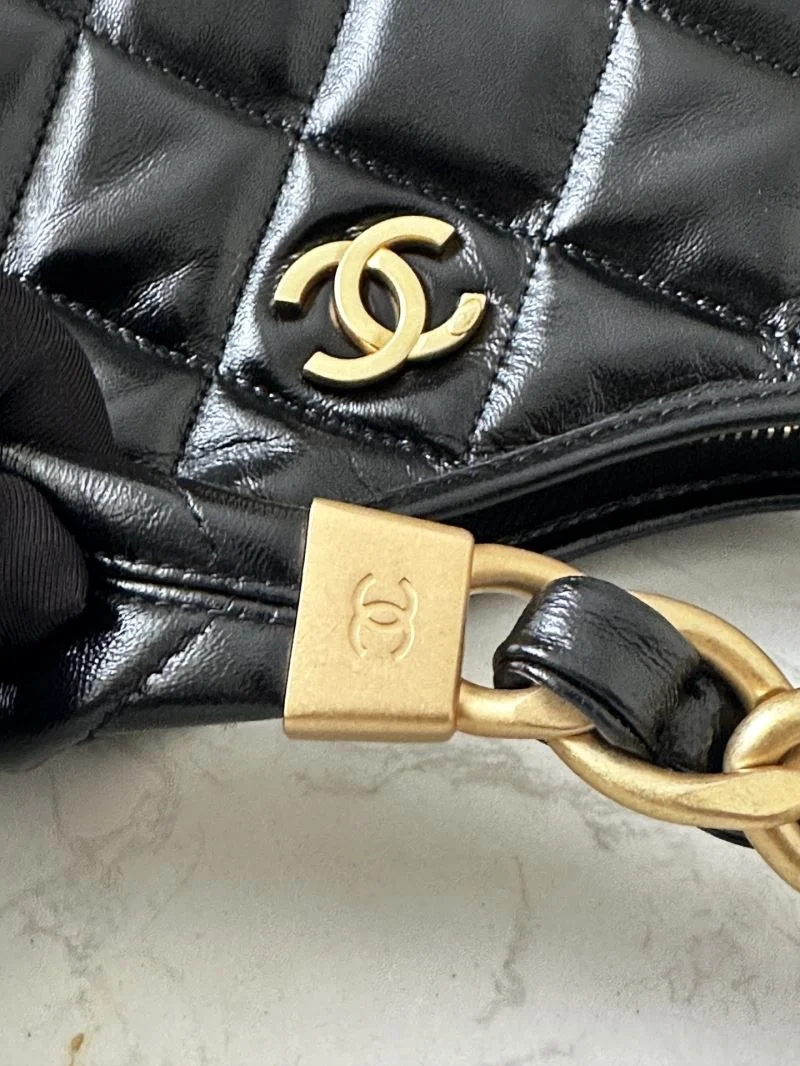 Chanel Hobo Bags FreshLook 53168
