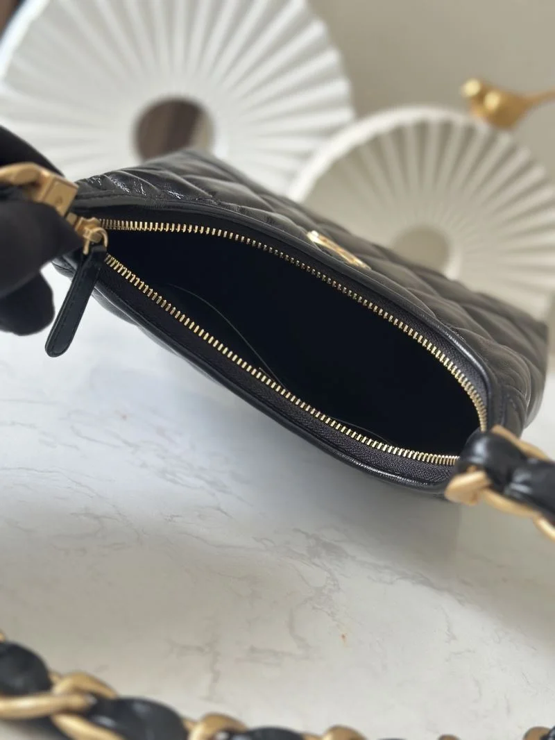 Chanel Hobo Bags FreshLook 53168