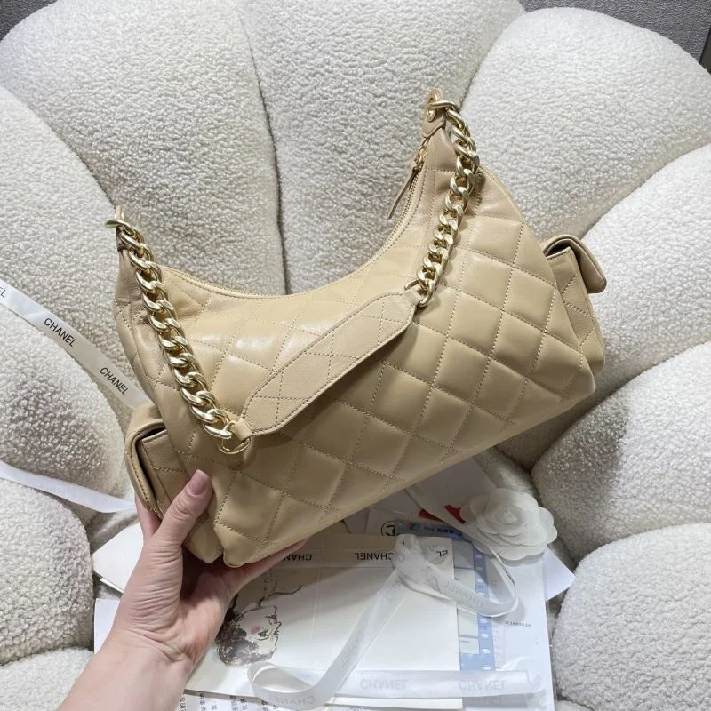 Chanel Hobo Bags Bright 53214