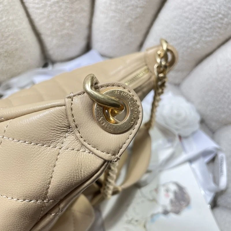 Chanel Hobo Bags Unique 53158