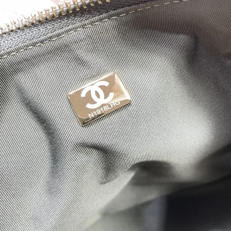 Chanel Hobo Bags ModernLook 53160