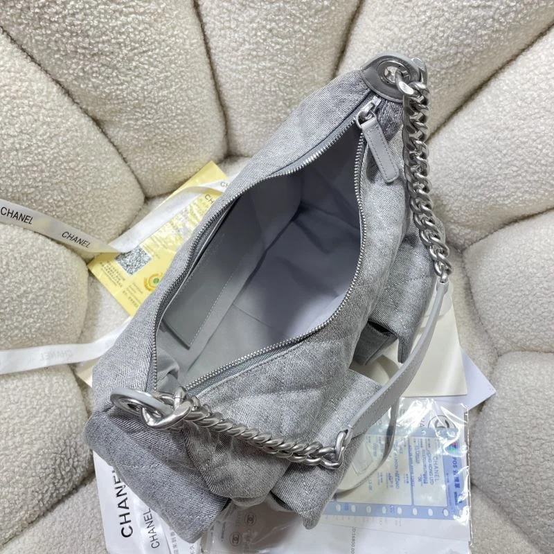 Chanel Hobo Bags Flexible 53197