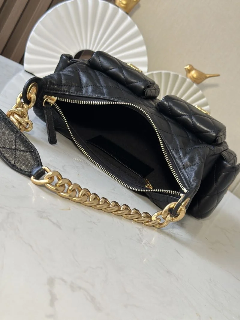 Chanel Hobo Bags Trendsetting 53151