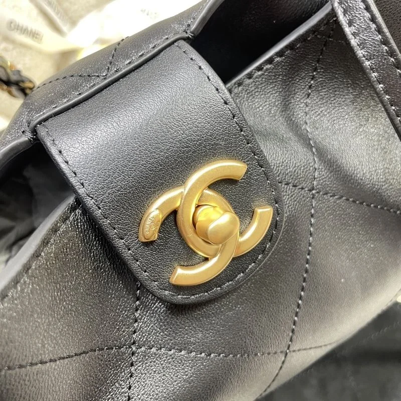 Chanel Hobo Bags WellDesigned 53143