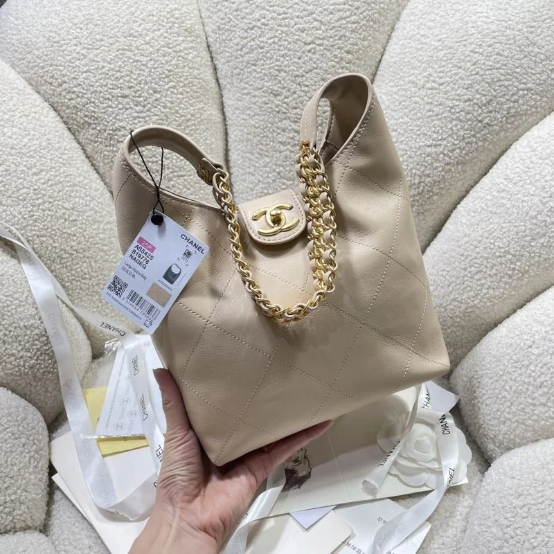 TravelReady Chanel Hobo Bags 53141