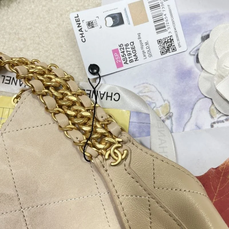 Chanel Hobo Bags Elegant 53138