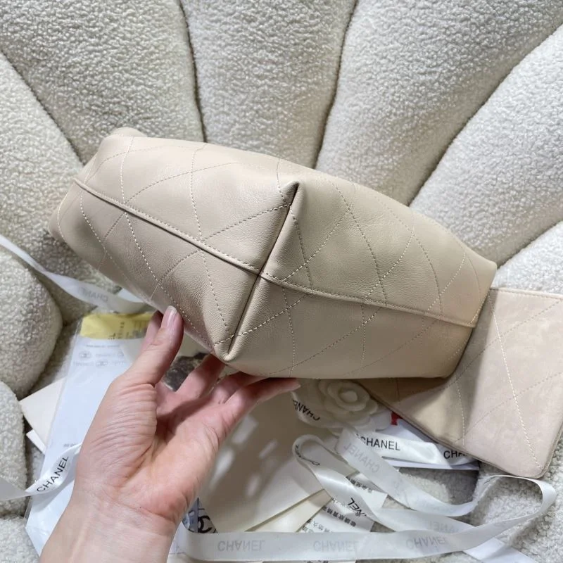 Chanel Hobo Bags Unique 53139