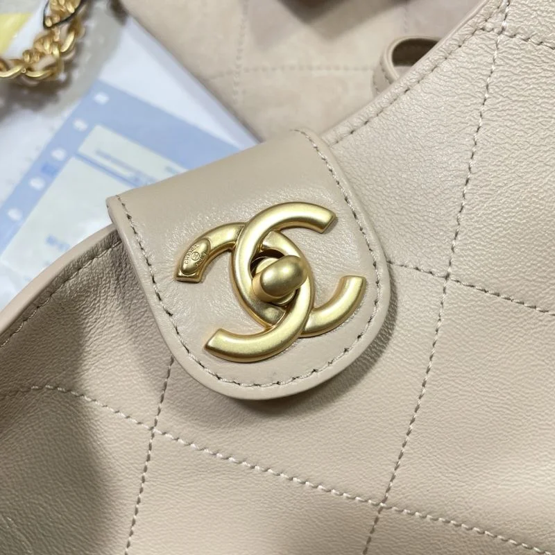 Chanel Hobo Bags Unique 53139