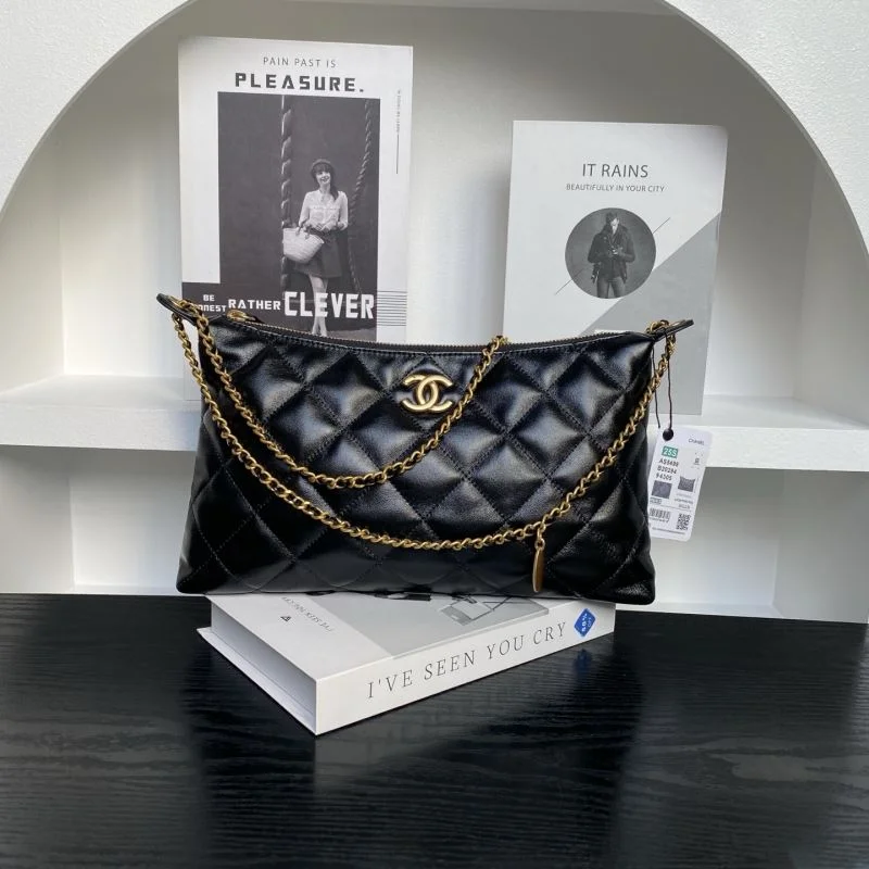 Chanel Hobo Bags Trendy 53130