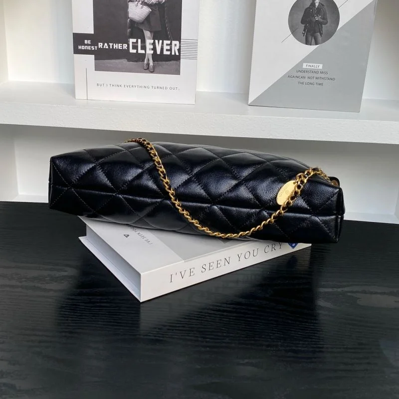 Chanel Hobo Bags Trendy 53130