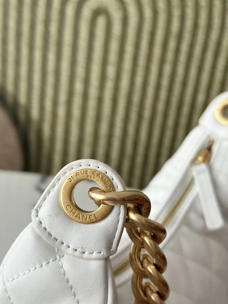 Chanel Hobo Bags Youthful 53123