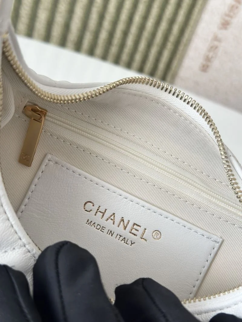 Chanel Hobo Bags Youthful 53123
