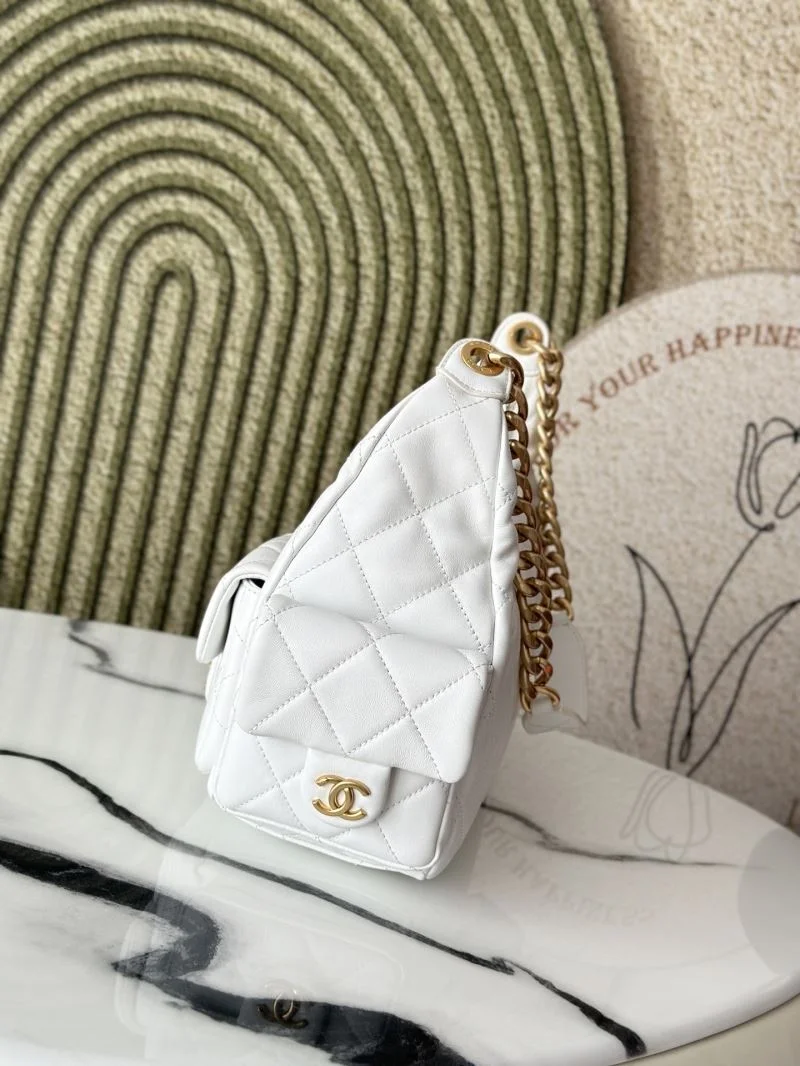 Chanel Hobo Bags EyeCatching 53122