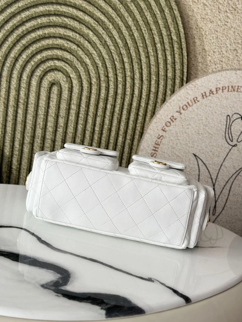 Chanel Hobo Bags EyeCatching 53122
