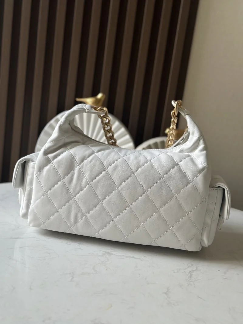 Chanel Hobo Bags Functional 53152