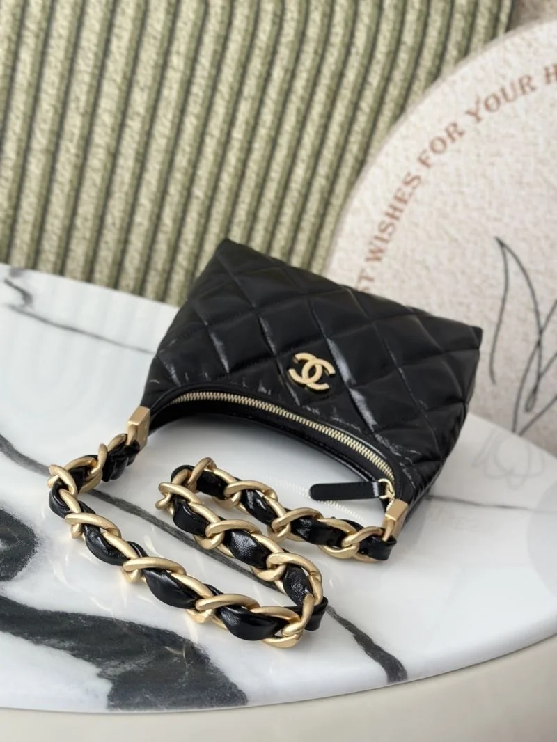 Chanel Hobo Bags Youthful 53142