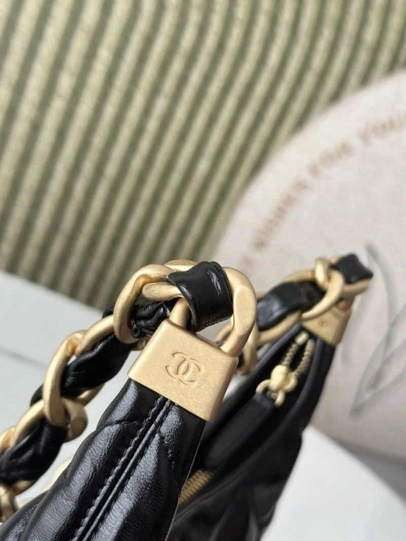 Chanel Hobo Bags Youthful 53142