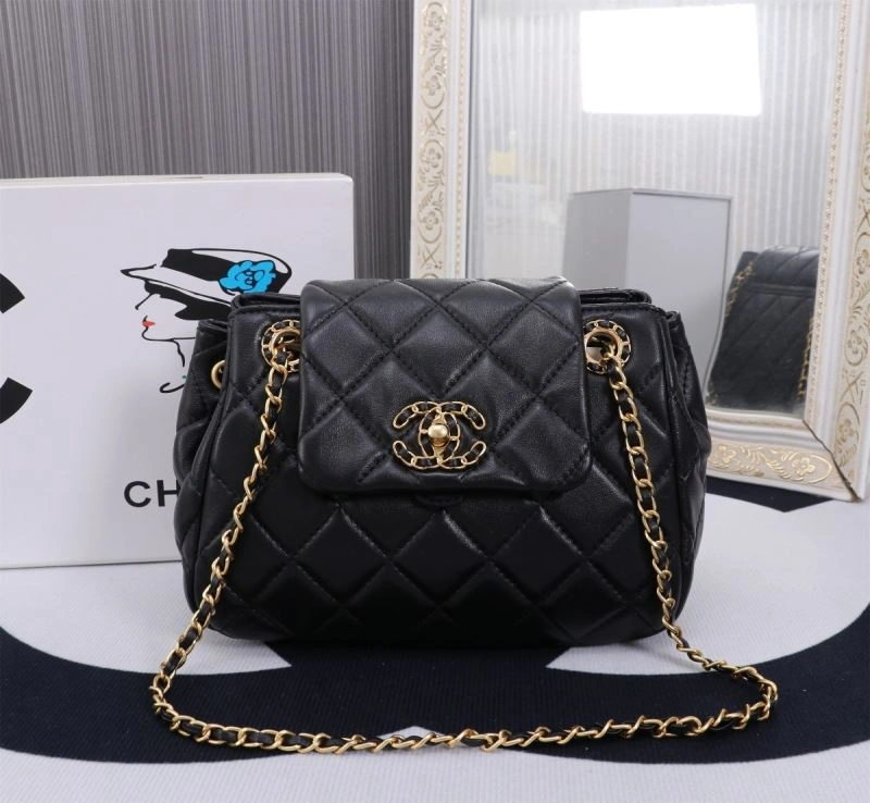 Chanel Hobo Bags Snug 86317