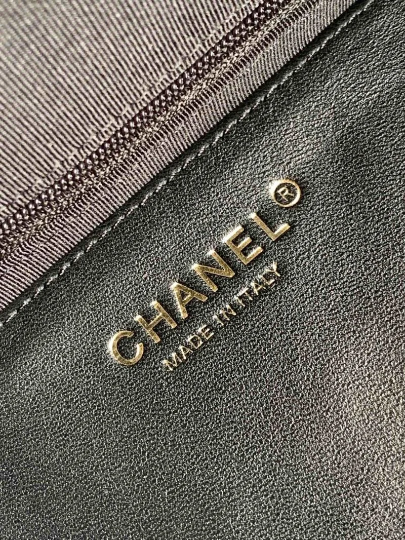 Chanel Hobo Bags Breathable 54984