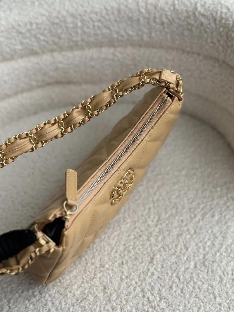 Chanel Hobo Bags EyeCatching 54976