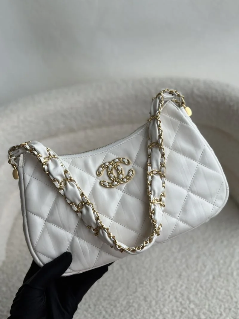 MoistureWicking Chanel Hobo Bags 55011